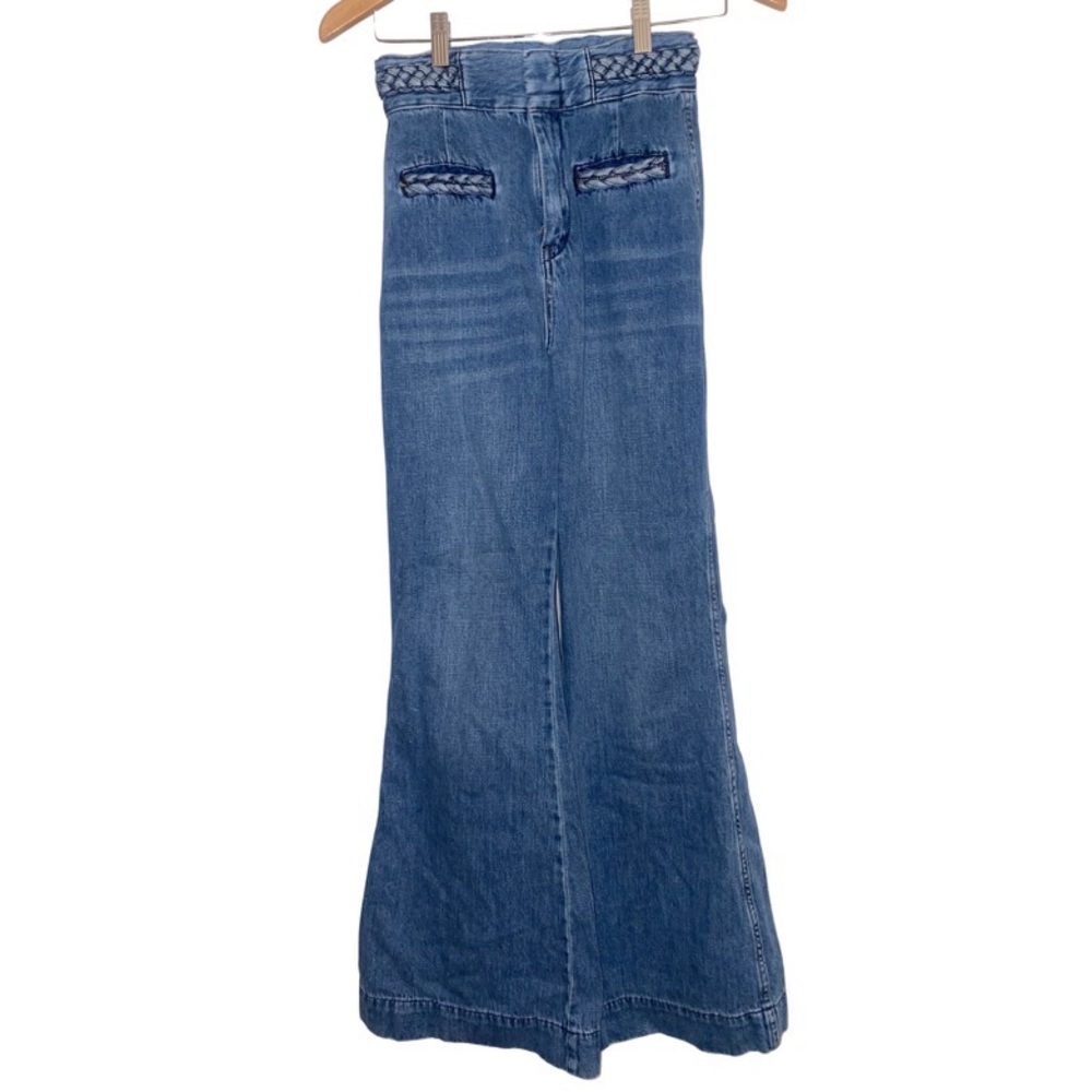 Free People High Waist Bell Bottom Braided Jeans. Women’s 26. Medium Wash.